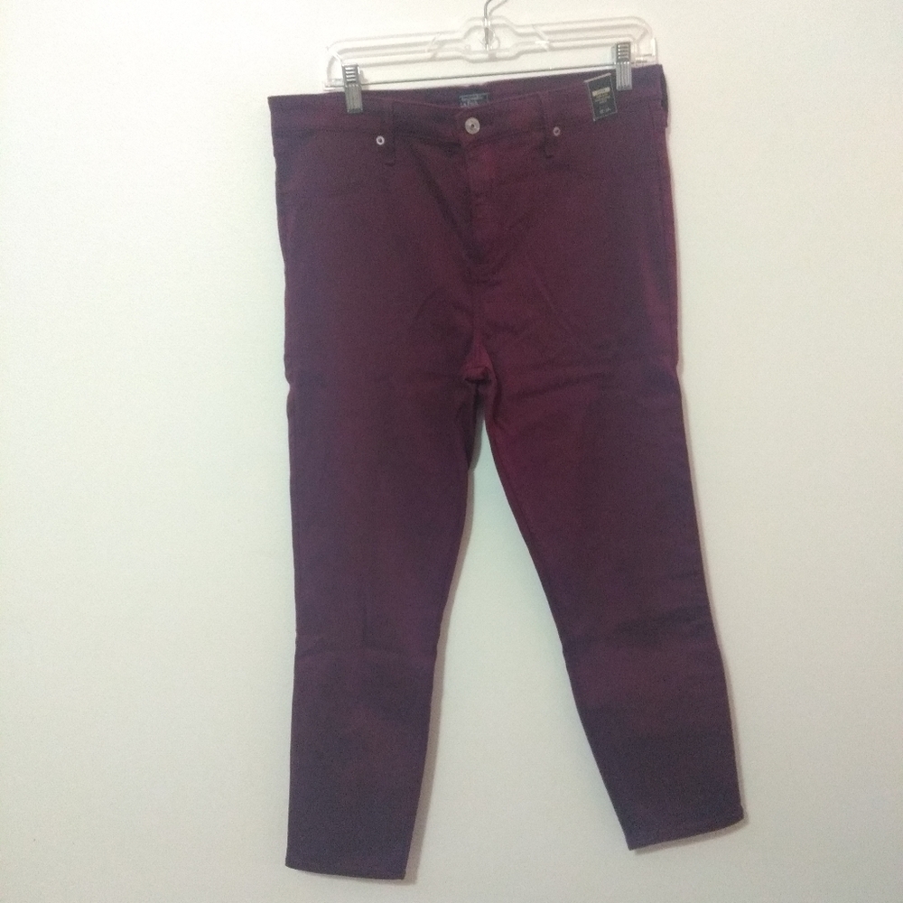 Maroon jeggings